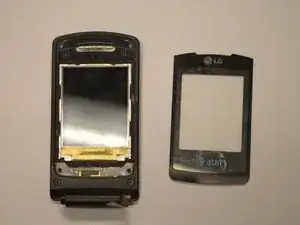 Замена передней пластиковой панели экрана телефона LG CU515 SKU 64743