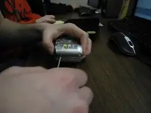 Замена крепления экрана Nikon Coolpix 5600