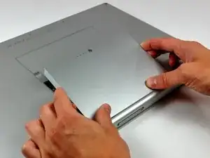 Замена модема PowerBook G4 Aluminum 17" 1.67 GHz (High-Res)