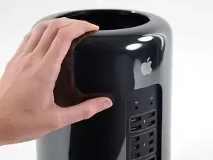 Замена нижней крышки Mac Pro конца 2013 года