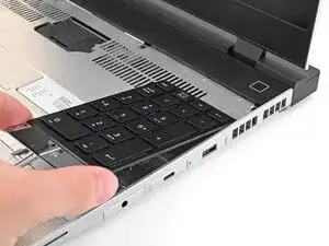 Установка цифровой панели для ноутбука Framework 16" (2025)