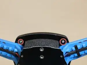 Замена верхней крышки квадрокоптера 3DR Iris Plus