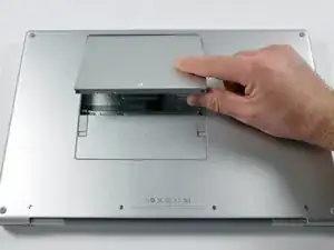 Замена верхней крышки MacBook Pro 15" Core 2 Duo моделей A1226 и A1260