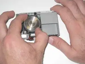 Замена объектива Fujifilm Finepix F10 6.3 MP