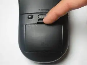 Замена батареи DYMO LabelPOINT 100