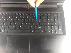 Замена клавиши клавиатуры Hasee Z7M-i78172D1