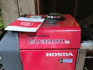 Замена свечи зажигания и воздушного фильтра в инверторном генераторе Honda 3000 Вт EU3000IS1AWK