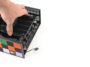 Установка основной платы Framework Desktop (замена основной платы)