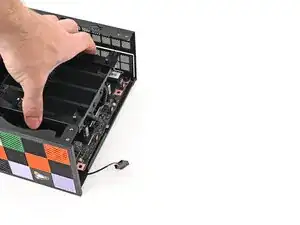 Установка основной платы Framework Desktop (замена основной платы)