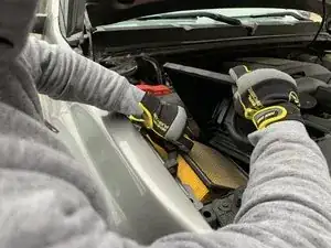 Замена воздушного фильтра Chevrolet Silverado 2007-2013