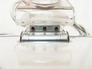 Замена USB-порта для Apple Studio Display M7649