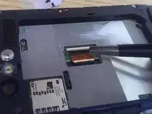 Замена сборки дисплея Kyocera Rise