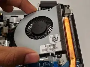 Замена вентилятора охлаждения на HP Pavilion 15-ba003ds