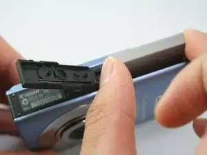 Разборка Canon PowerShot SD1100 IS — AV-разъем и логическая плата