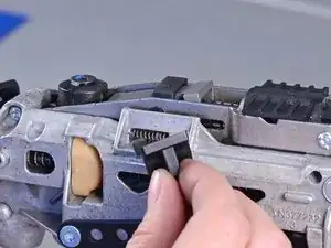 Процедура открытия Dewalt Nailers DCN680D1 2018