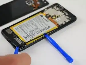 Замена заднего стекла и рамки Huawei Honor 8