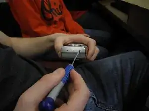 Замена крепления экрана Nikon Coolpix 5600