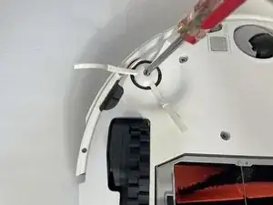 Замена мотора боковой щётки Roborock S5 Series