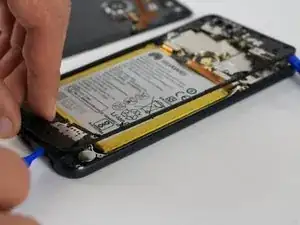 Замена заднего стекла и рамки Huawei Honor 8