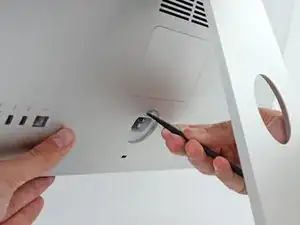 Замена ОЗУ в iMac Intel 27" EMC 2639