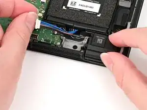 Установка левого динамика Nintendo Switch 2