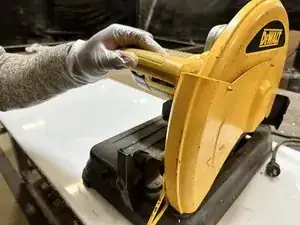 Замена лезвия Dewalt D28730