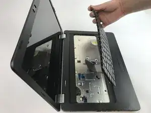 Замена клавиатуры HP Compaq Presario CQ56-110US