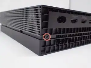 Замена жёсткого диска Xbox One X