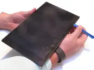 Замена экрана Amazon Fire HD 10