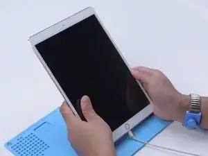Ремонт iPad Pro, который не включается