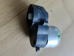 Замена мотора боковой щётки Roborock S5 Series
