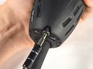 Снятие задней крышки Makita GA4030K