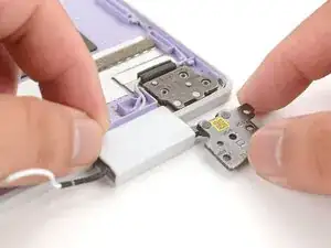 Установка шарниров 12 для ноутбука Framework (оба)